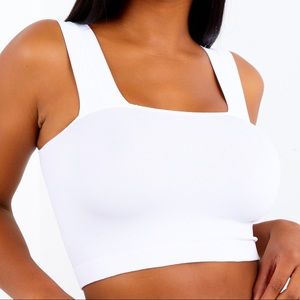 sorella boutique / sosorella white top